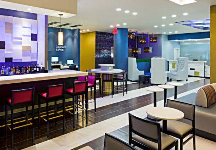 Fairfield Inn & Suites By Marriott New York Queens/Queensboro Bridge Restaurant foto